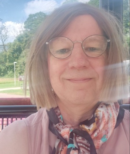 Susan op treinstation Hengelo Gezondheidspark